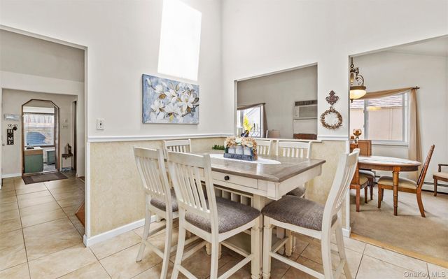 20 Beacon Street, Shirley, NY 11967