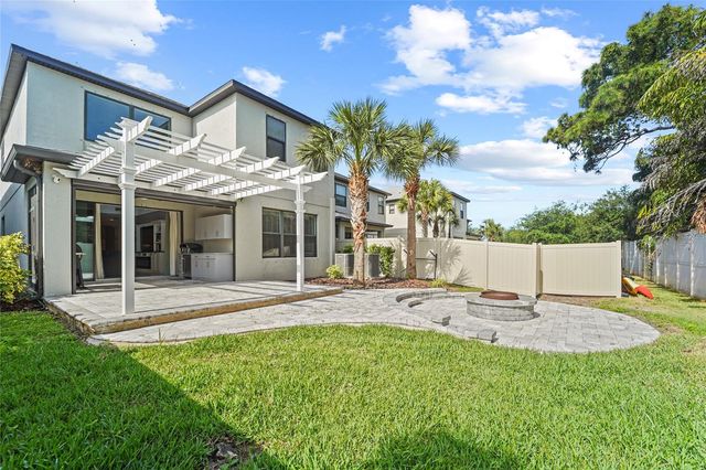 8903 ARABELLA LANE, Seminole, FL 33777