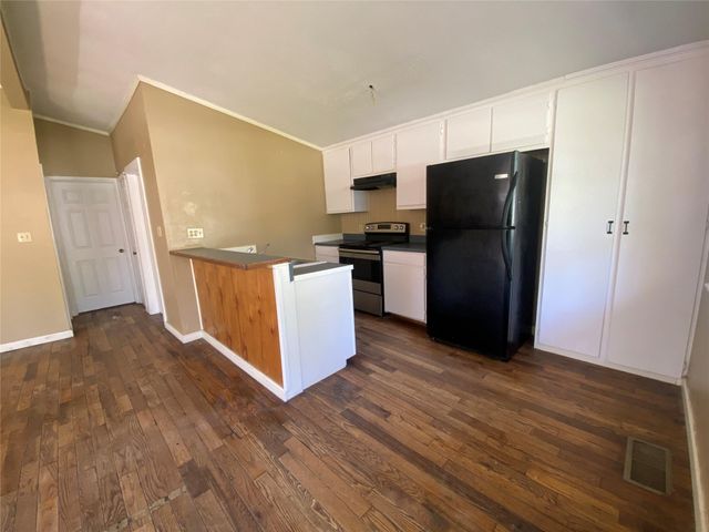 28613 Netawaka, Huntsville, TX 77340