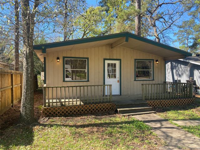 28613 Netawaka, Huntsville, TX 77340