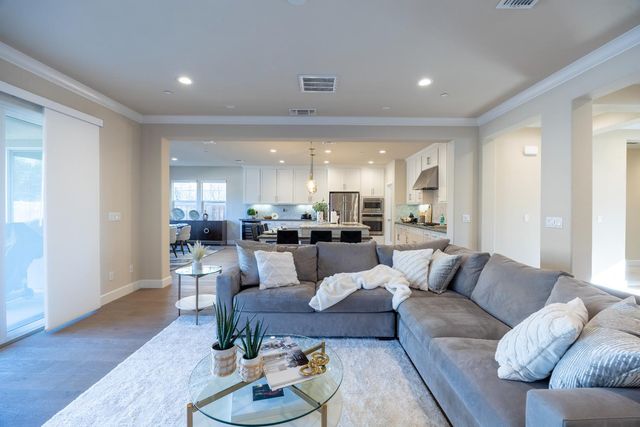 229 E Grazia Ave, Mountain House, CA 95391