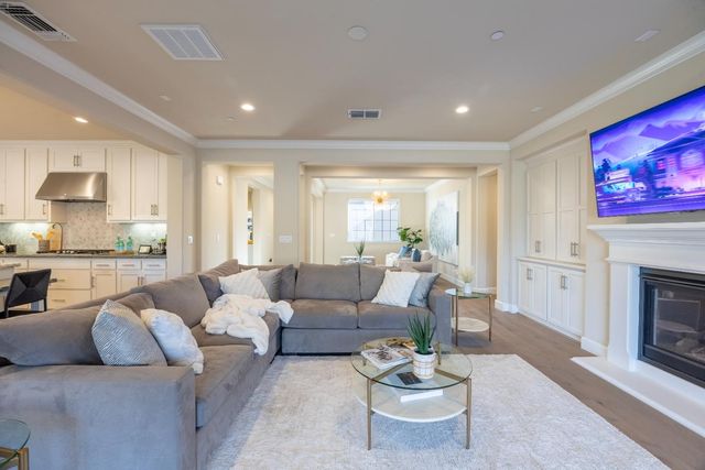 229 E Grazia Ave, Mountain House, CA 95391