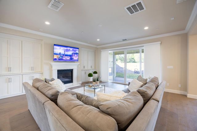 229 E Grazia Ave, Mountain House, CA 95391