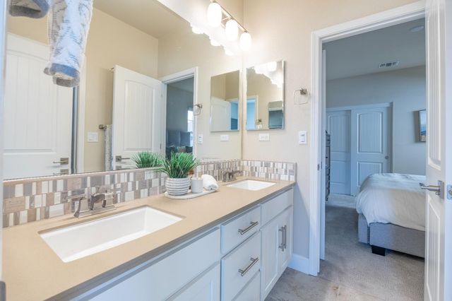 229 E Grazia Ave, Mountain House, CA 95391