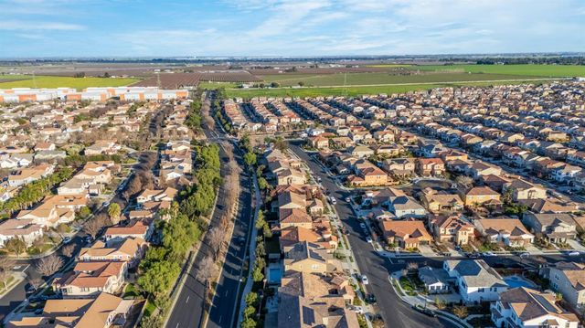 229 E Grazia Ave, Mountain House, CA 95391