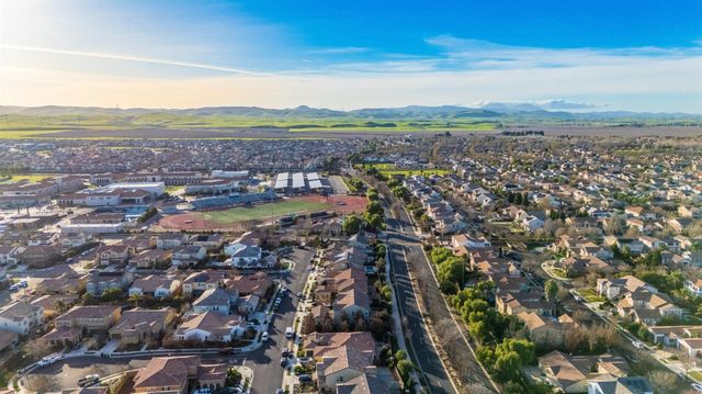 229 E Grazia Ave, Mountain House, CA 95391