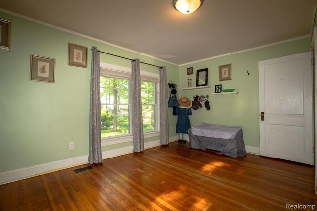 515 Jay Street, Saint Clair, MI 48079