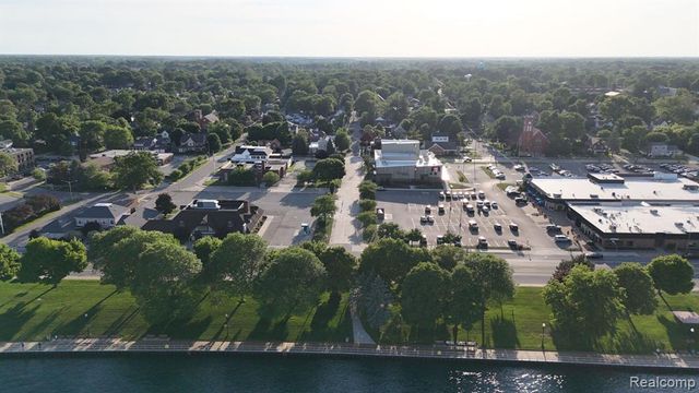 515 Jay Street, Saint Clair, MI 48079