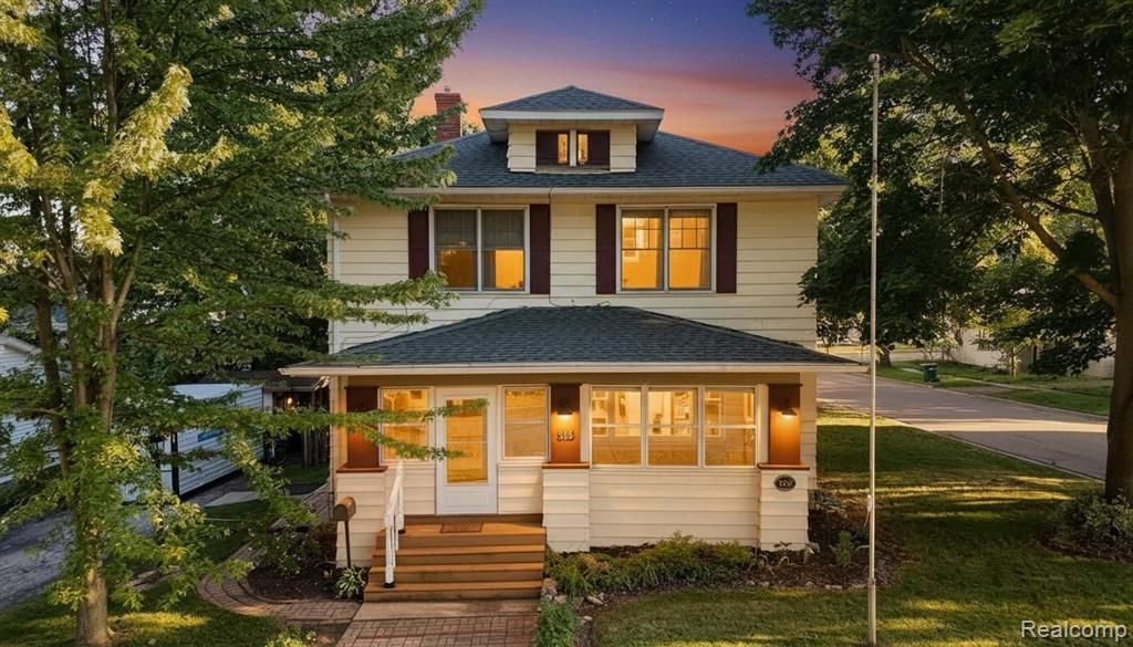 515 Jay Street, Saint Clair, MI 48079