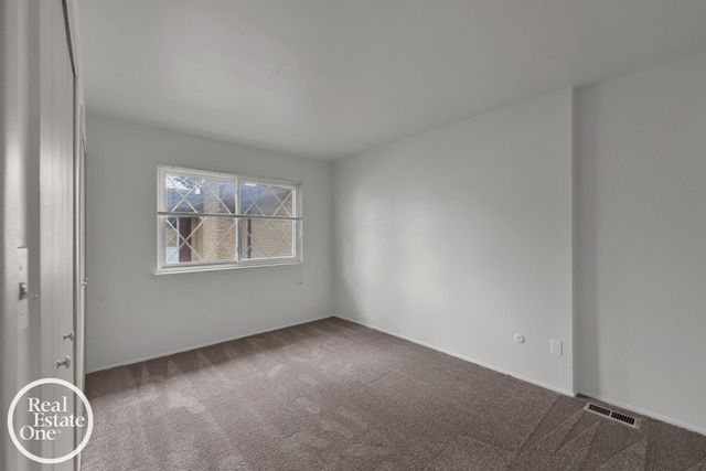 29225 Hayes Road 11 building I, Warren, MI 48088