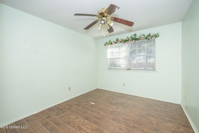 2704 Catherine Drive, Ocean Springs, MS 39564