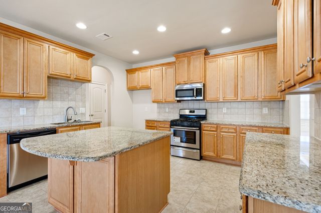 66 Lanier Ridge, Acworth, GA 30101