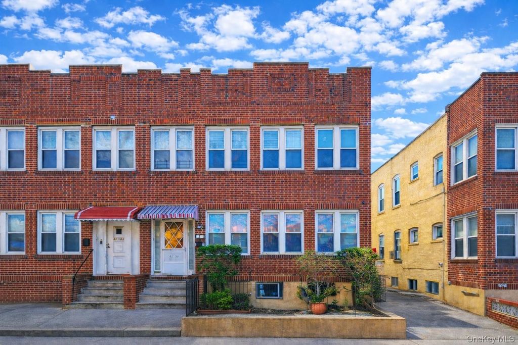 81-20 Dongan Avenue, Elmhurst, NY 11373