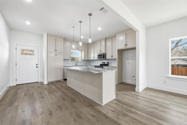 9717 Santa Clara Drive, Fort Worth, TX 76116