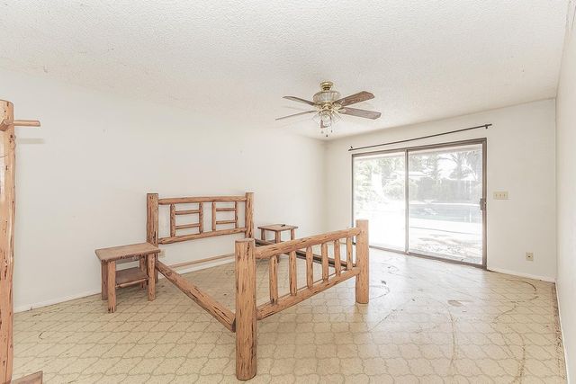 5276 Poinsettia Avenue, Clovis, CA 93619