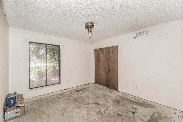 5276 Poinsettia Avenue, Clovis, CA 93619