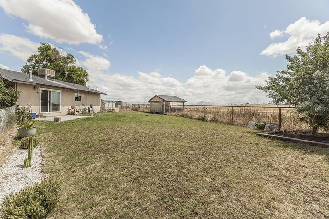 5276 Poinsettia Avenue, Clovis, CA 93619