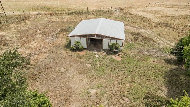 5276 Poinsettia Avenue, Clovis, CA 93619