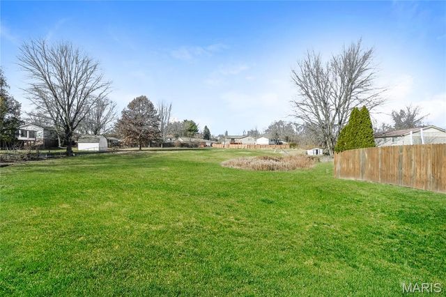 2519 Millvalley Drive, Florissant, MO 63031