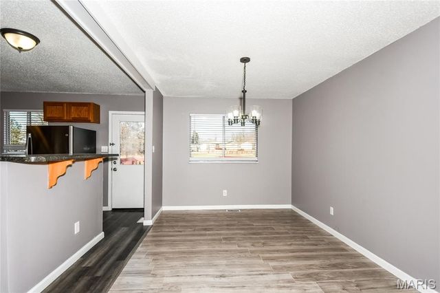 2519 Millvalley Drive, Florissant, MO 63031