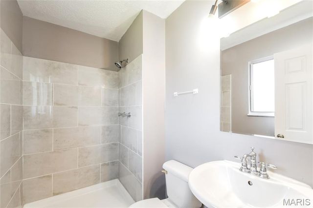 2519 Millvalley Drive, Florissant, MO 63031