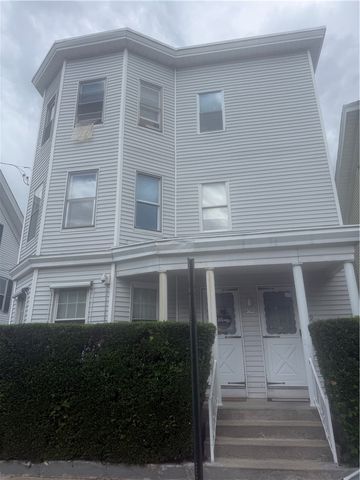 29 Pine Street 2, Pawtucket, RI 02860