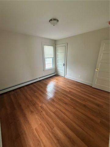 29 Pine Street 2, Pawtucket, RI 02860