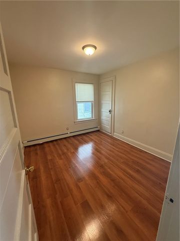 29 Pine Street 2, Pawtucket, RI 02860