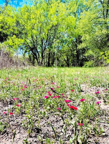 3775 Baker RD, Kingsbury, TX 78638