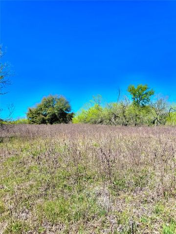 3775 Baker RD, Kingsbury, TX 78638
