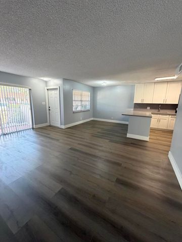 2329 SW 81st Terrace, North Lauderdale, FL 33068