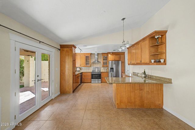 1221 E STEAMBOAT BEND Drive, Tempe, AZ 85283