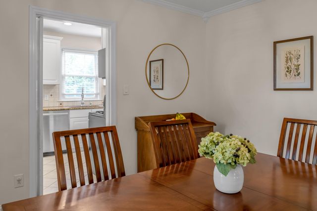 1028 Cooper Drive, Lexington, KY 40502