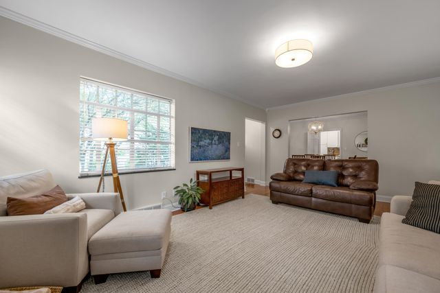 1028 Cooper Drive, Lexington, KY 40502
