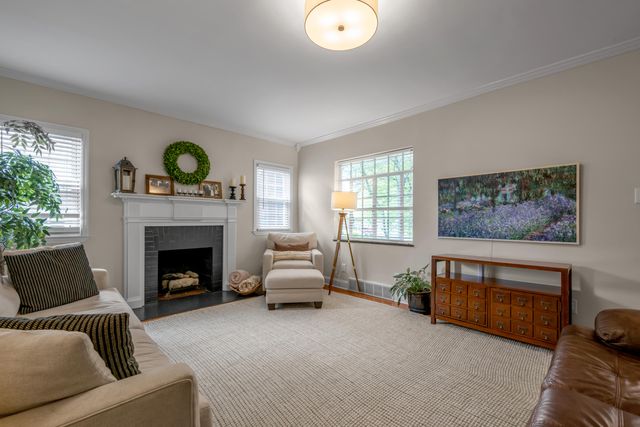 1028 Cooper Drive, Lexington, KY 40502