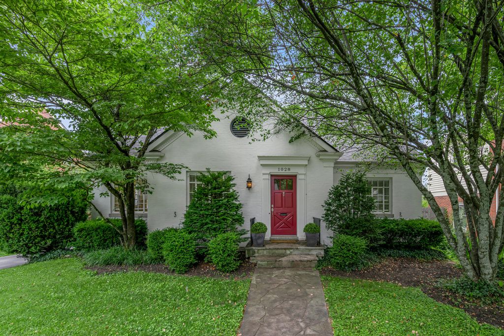 1028 Cooper Drive, Lexington, KY 40502