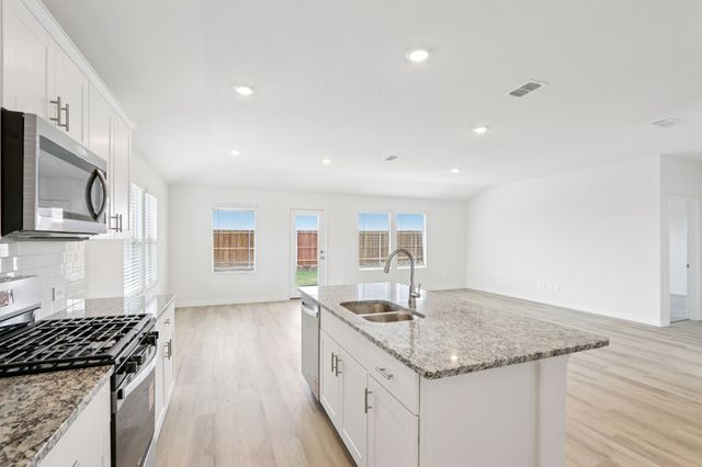 1376 Los Olmos Lane, Crandall, TX 75114