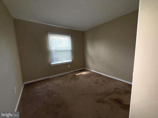 1311 E HOLLY AVE E, Sterling, VA 20164