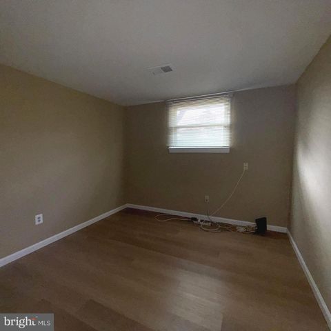 1311 E HOLLY AVE E, Sterling, VA 20164