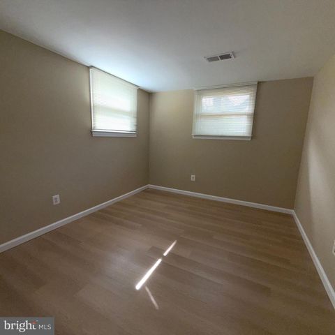 1311 E HOLLY AVE E, Sterling, VA 20164