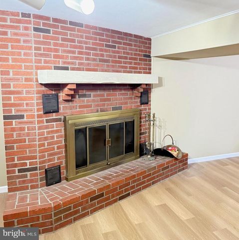 1311 E HOLLY AVE E, Sterling, VA 20164