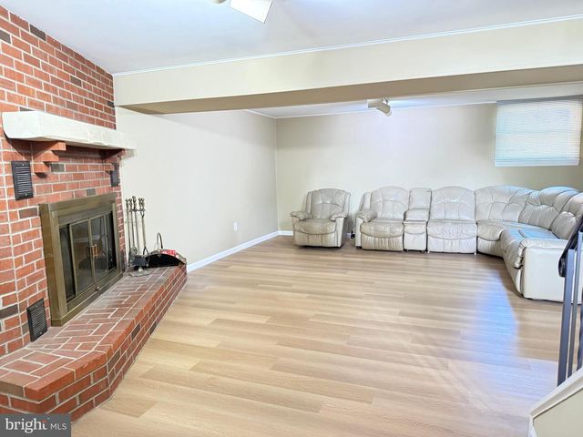 1311 E HOLLY AVE E, Sterling, VA 20164