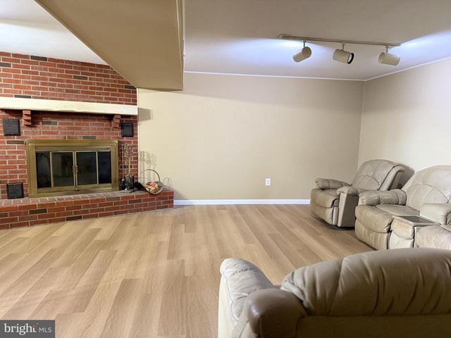 1311 E HOLLY AVE E, Sterling, VA 20164