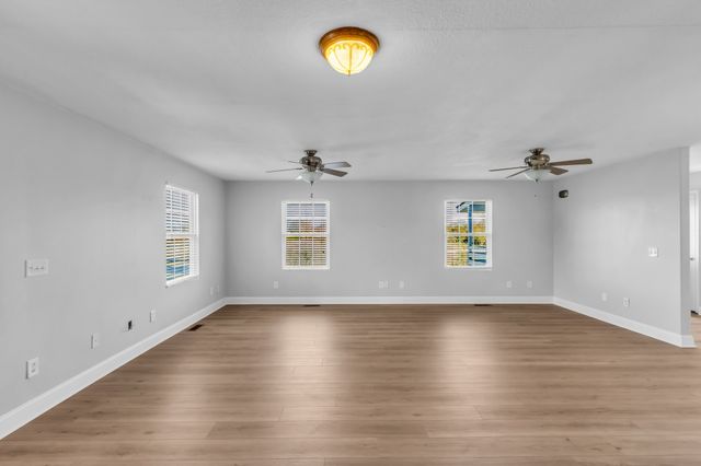 2190 Unionville Deason Rd, Bell Buckle, TN 37020