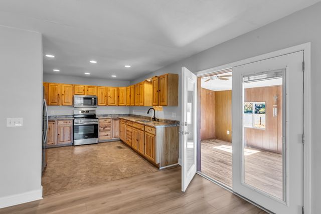 2190 Unionville Deason Rd, Bell Buckle, TN 37020