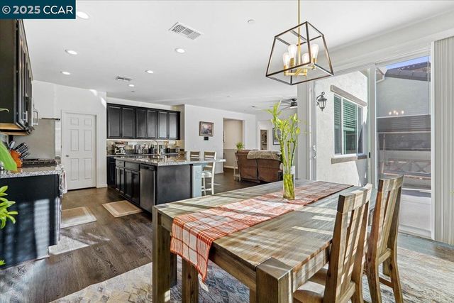 4528 Benton St, Antioch, CA 94531