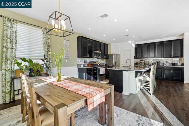 4528 Benton St, Antioch, CA 94531