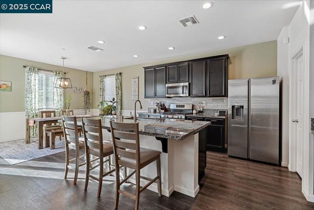 4528 Benton St, Antioch, CA 94531