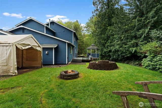 7284 Creek Wood Place NE, Bremerton, WA 98311