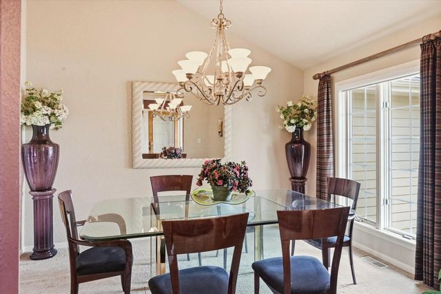 1832 La Belle Springs COURT, Oconomowoc, WI 53066